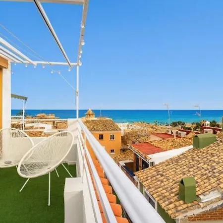 Modern Loft With Ocean Views Διαμέρισμα